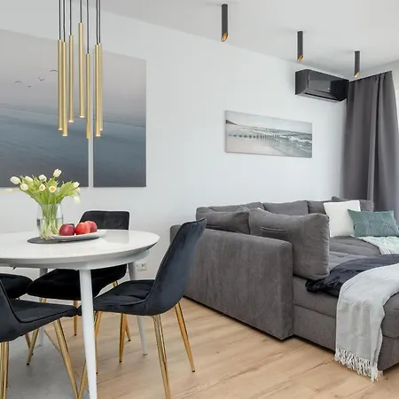 By Dziwna River With & Pool Appartement *