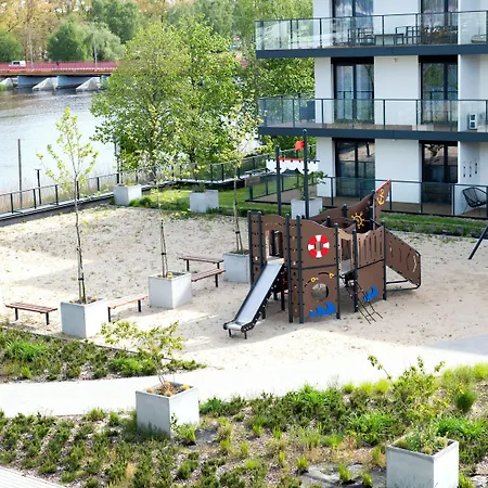 Appartement By Dziwna River With & Pool Dziwnów