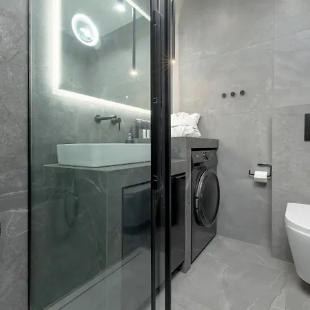 아파트 Premium With Pool And Sauna