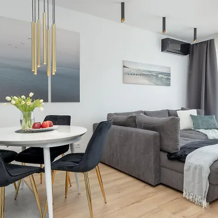 Appartement By Dziwna River With & Pool *