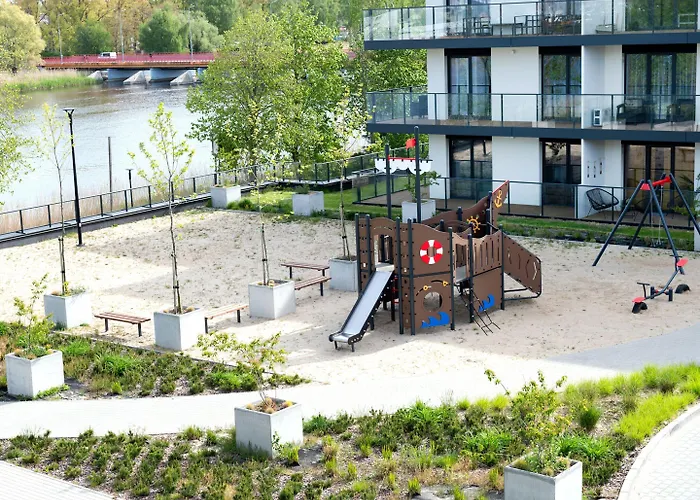 Daire By Dziwna River With & Pool Dziwnów